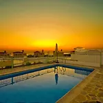 Meltemi * Paphos